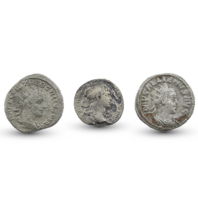 Set van drie Romeinse munten 2