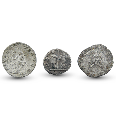 Set van drie Romeinse munten 3